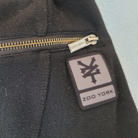 Zoo York black sweat pants with zippered pockets. Size M. - Picture 3 of 10
